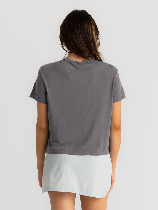 Women's Elevate Lightweight Tee: Smoke
