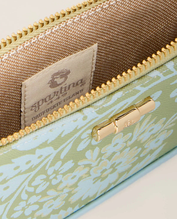 Sinclair Wristlet Heritage Scroll