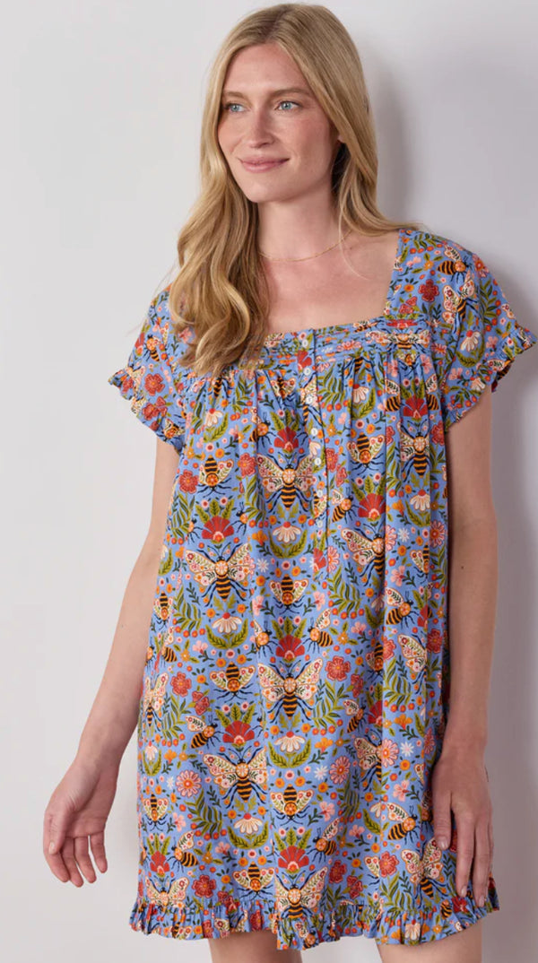 Pintuck Nightgown in Bee Tapestry