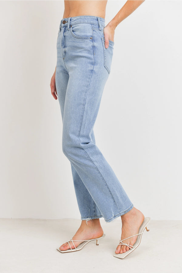 High Rise Clean Straight Leg - Light Denim