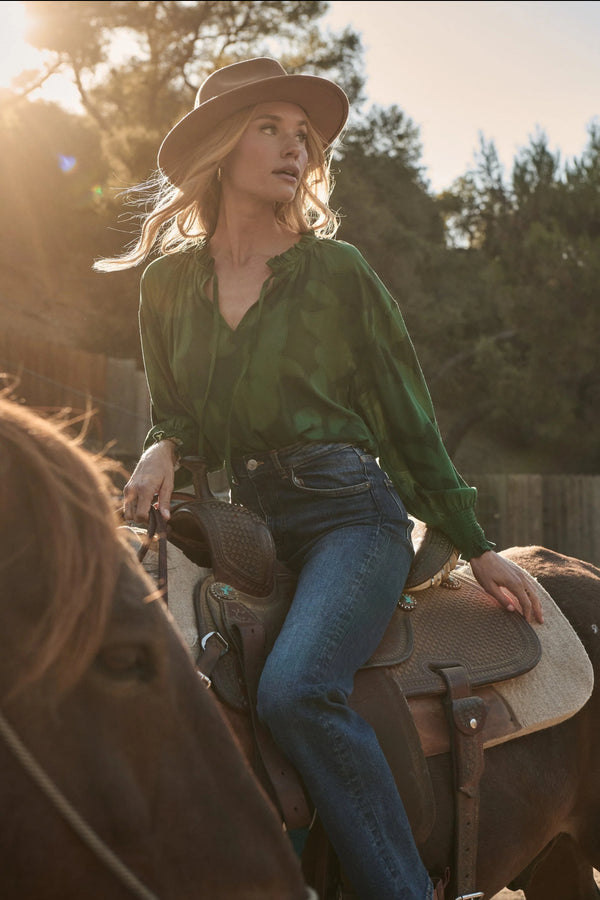 Benti Abstract Weylin Split Neck Tassel Blouse