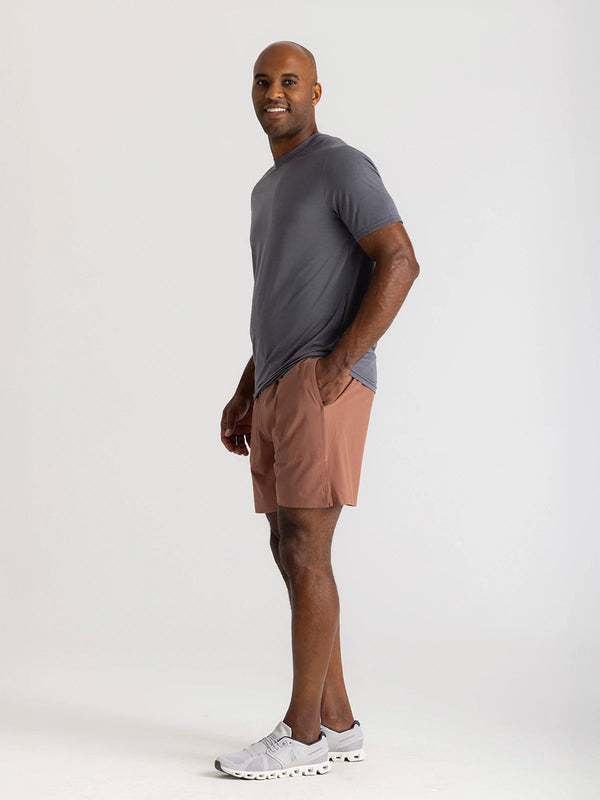 Men's Elevate Lightweight Tee: Smoke