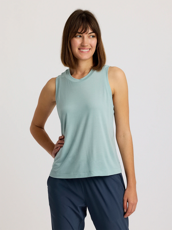 Women's Elevate Lightweight Tank: Ocean Mist