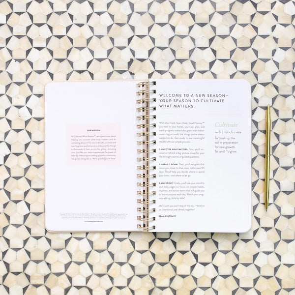 Fresh Start Daily Goal Planner | Natural Linen Spiral