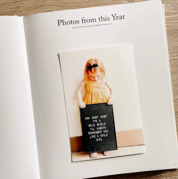 Dear Daughter: Prompted Prayer Journal & Childhood Keepsake