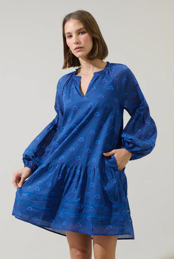 Briza Medallion Ivonna Shift Mini Dress