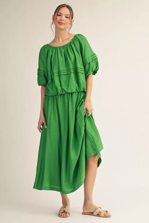 Kelly Green Elastic Waist Solid Woven Maxi Skirt