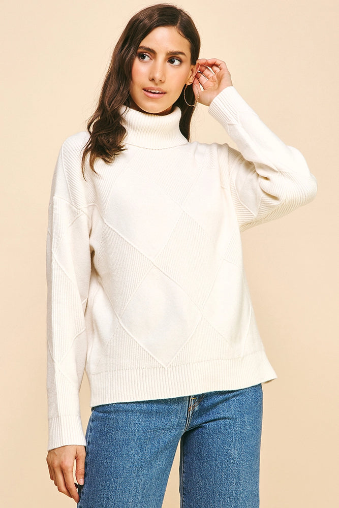 Argyle Pattern Turtle Neck Sweater - Ivory