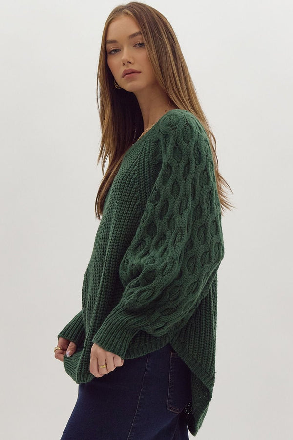 Green Knitted Round Neck Sweater w Cable Knit Sleeves
