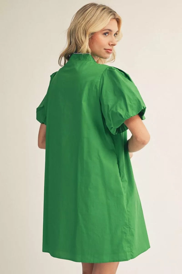 Short Kelly Green Puff Sleeves Shift Dress w Baroque Floral Applique