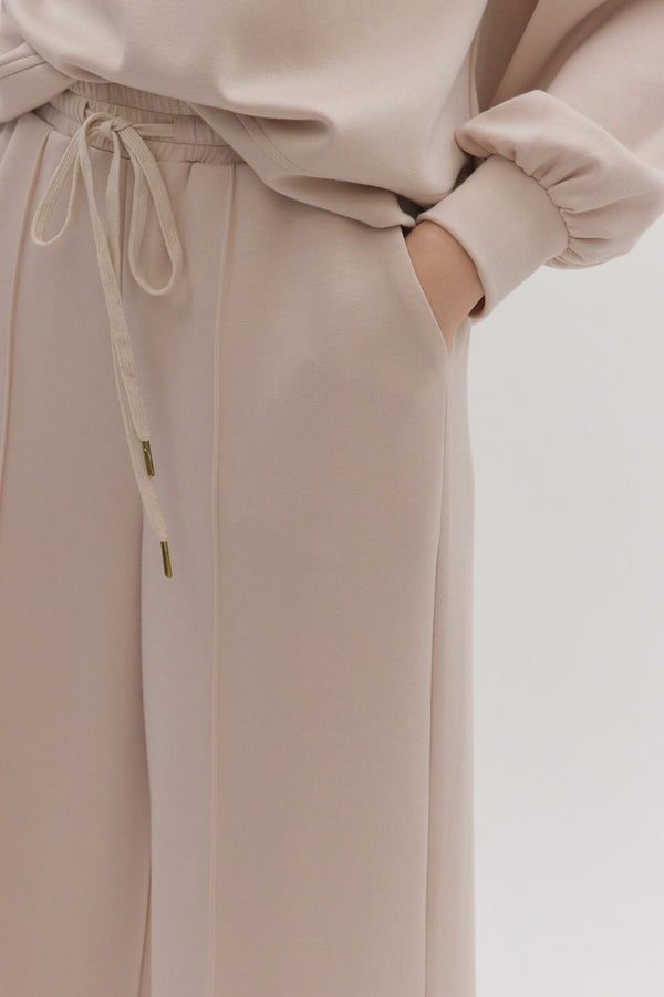 Almond Wide-Leg Pants w Drawstring