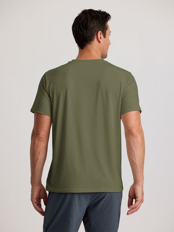 Men's Elevate Lightweight Tee: Fatigue