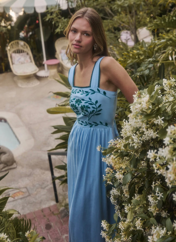 Jaylan Embroidered Sleeveless Maxi Dress Lt Blue