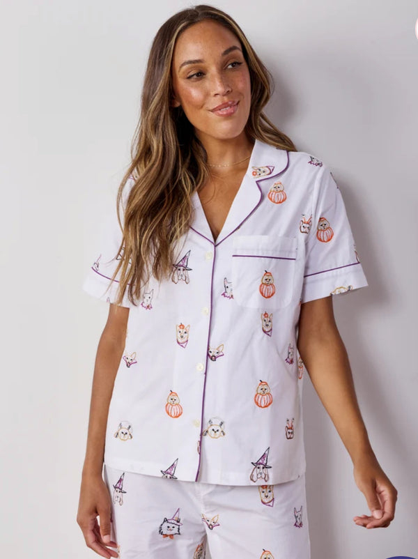 Short Sleeve Top & Cropped Pants Set in Halloween Hounds