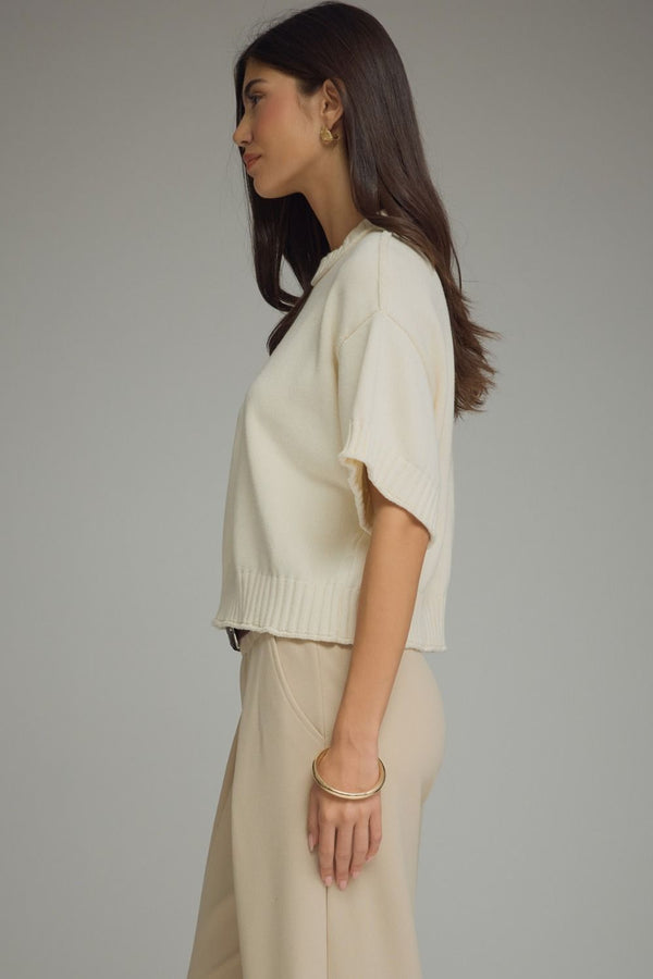 Ecru Short Sleeve Knit Top w Ribbed Trim Detail