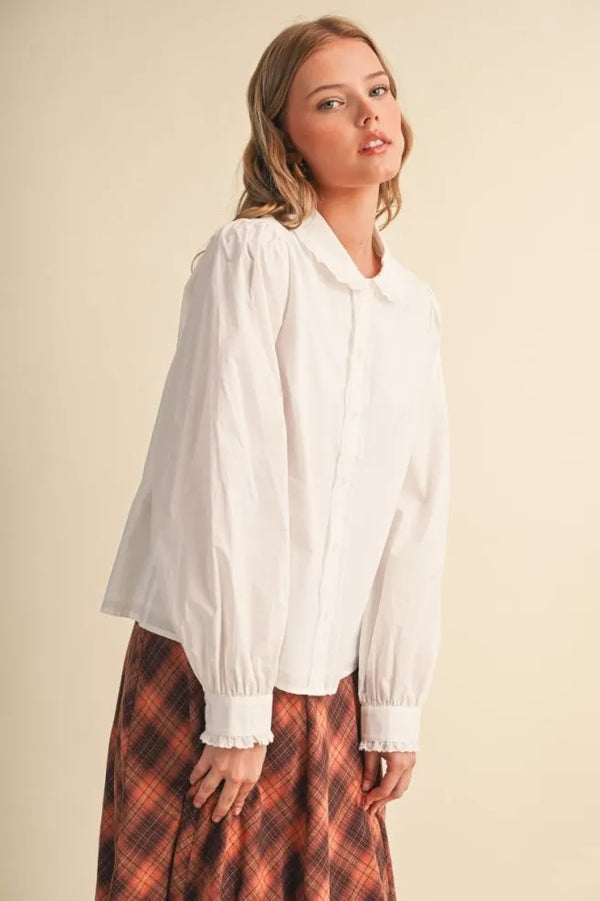 Off White Button Up Top with Scalloped Trim