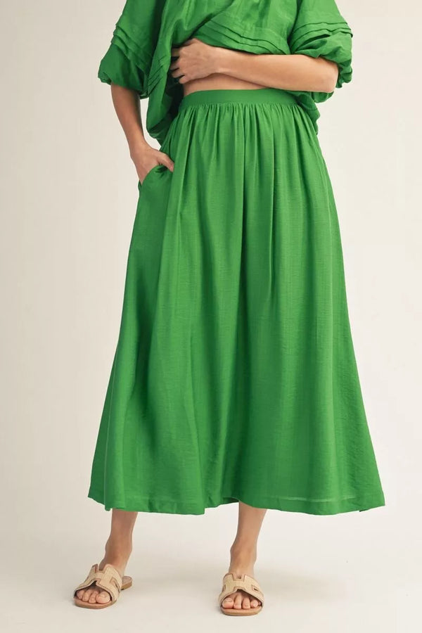 Kelly Green Elastic Waist Solid Woven Maxi Skirt