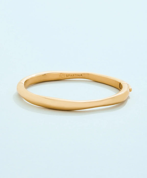 Broad Creek Hinged Bangle