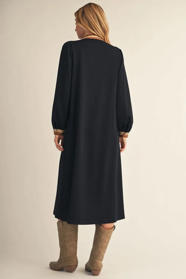 Black Long Sleeves Midi Dress w Color Contrast & Front Zip Up