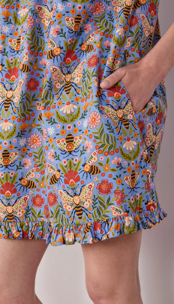Pintuck Nightgown in Bee Tapestry