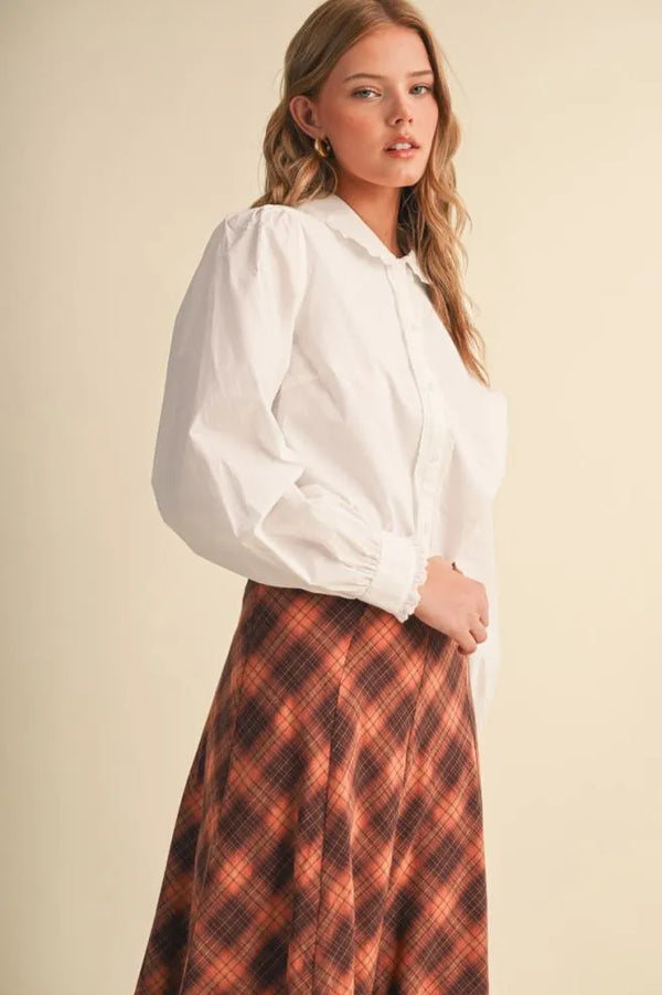Off White Button Up Top with Scalloped Trim