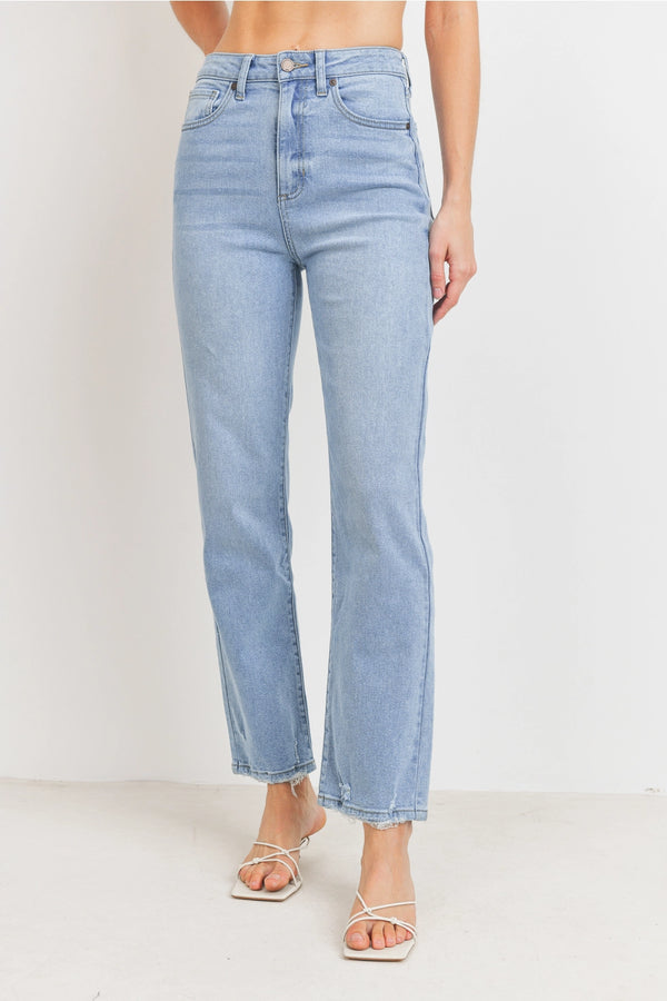 High Rise Clean Straight Leg - Light Denim
