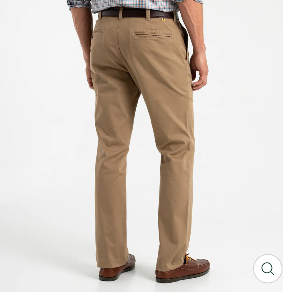 Classic Fit Gold School Chino: TOASTED KHAKI